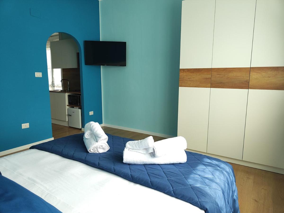 B&B Libra Rooms & Suite サレルノ エクステリア 写真