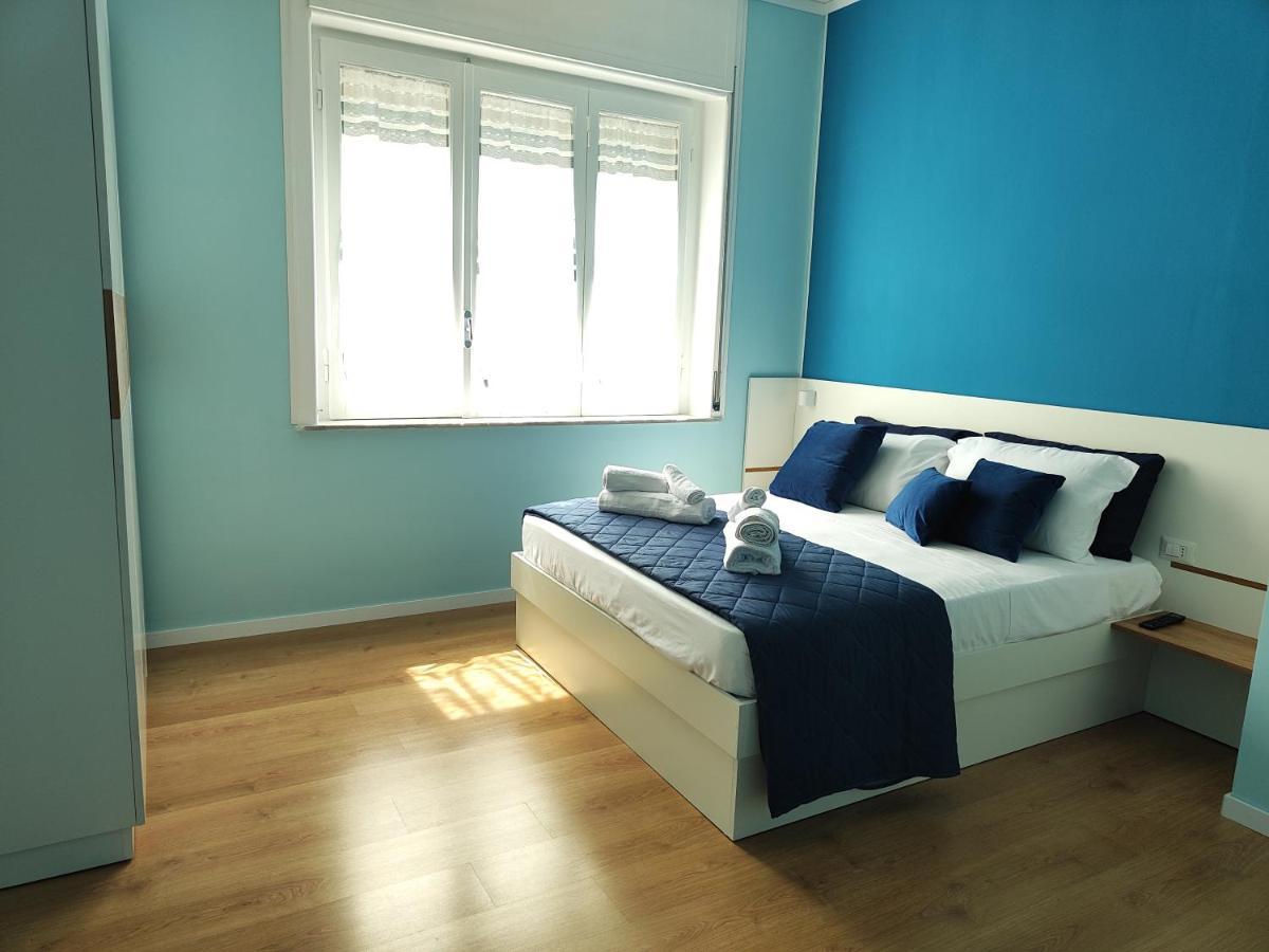 B&B Libra Rooms & Suite サレルノ エクステリア 写真