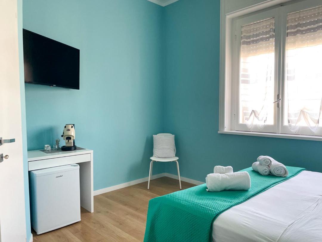 B&B Libra Rooms & Suite サレルノ エクステリア 写真