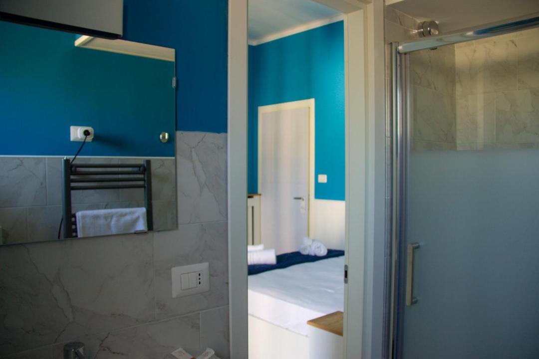 B&B Libra Rooms & Suite サレルノ エクステリア 写真