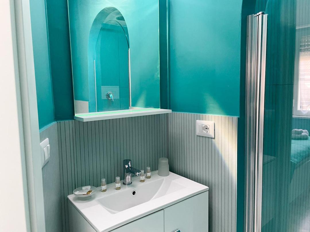 B&B Libra Rooms & Suite サレルノ エクステリア 写真
